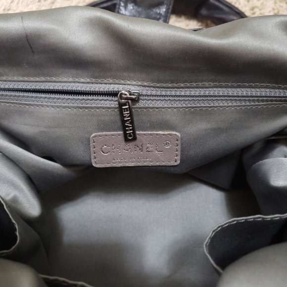 CHANEL Handbag - Picture 12 of 15